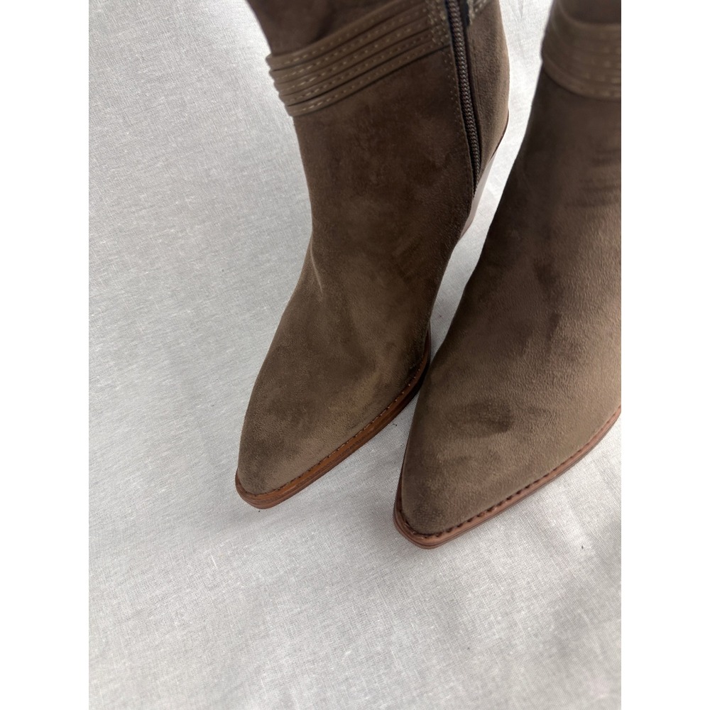 Universal Thread Women Brown Suede Pointed Toe Knee High Block Heel Boots Size 6 - Picture 2 of 5